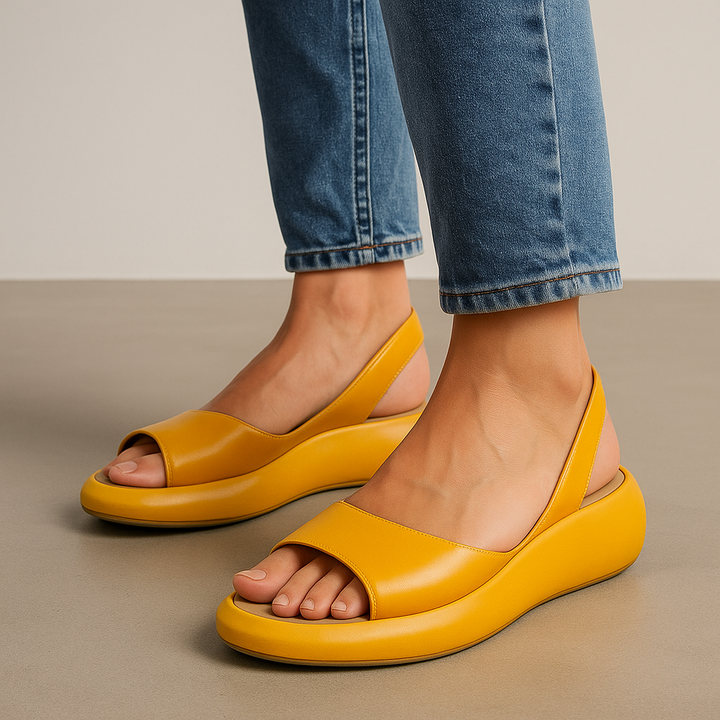 Elliana Women&