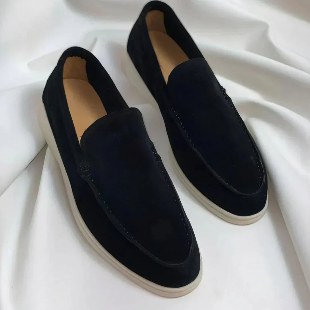 Black / UK 13
