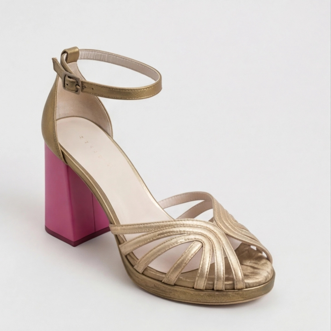Megan | Women&