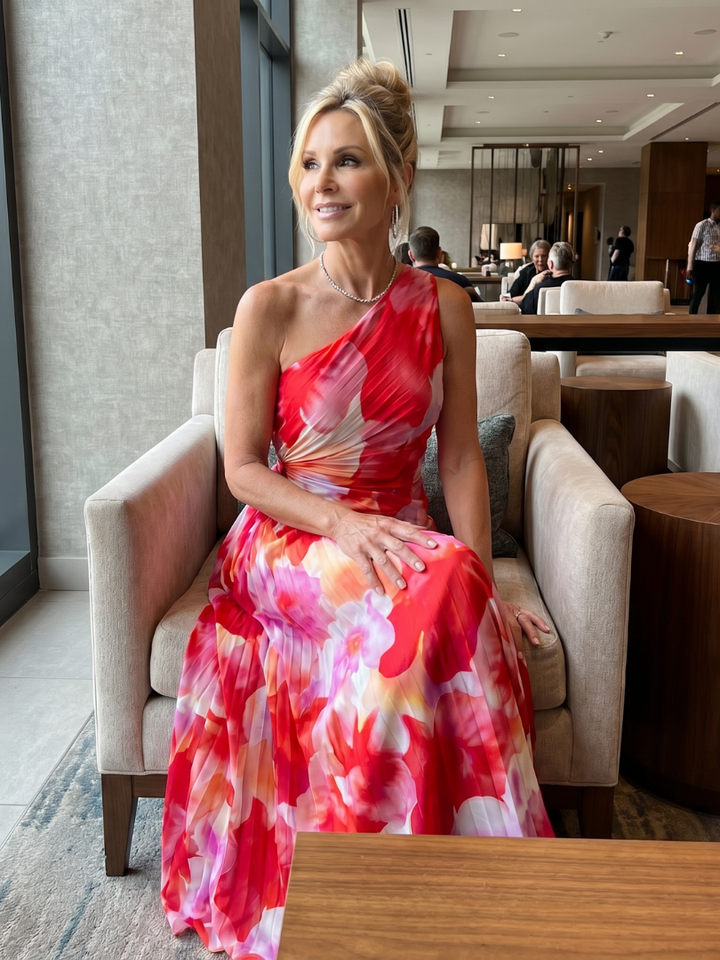 Sasha | Pleated Sleeveless Midi Dress