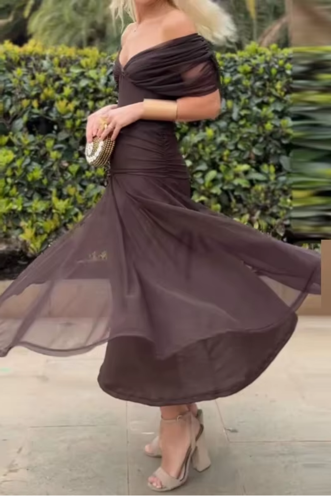 Noa | Pleated Maxi Dress