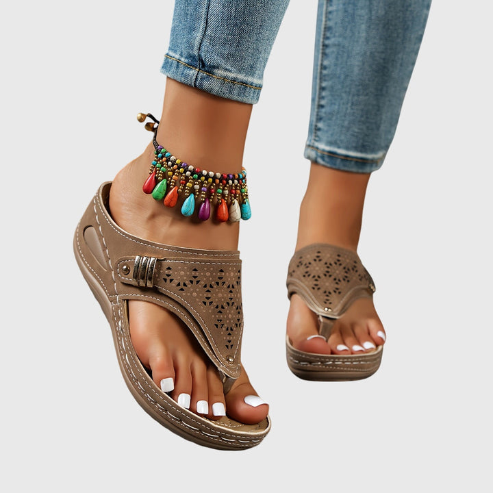Liliana | Buckle Sandals
