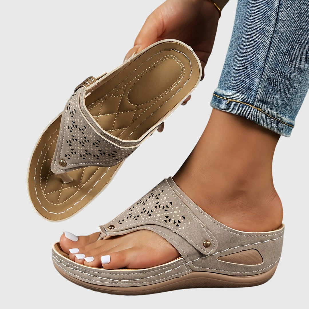 Liliana | Buckle Sandals