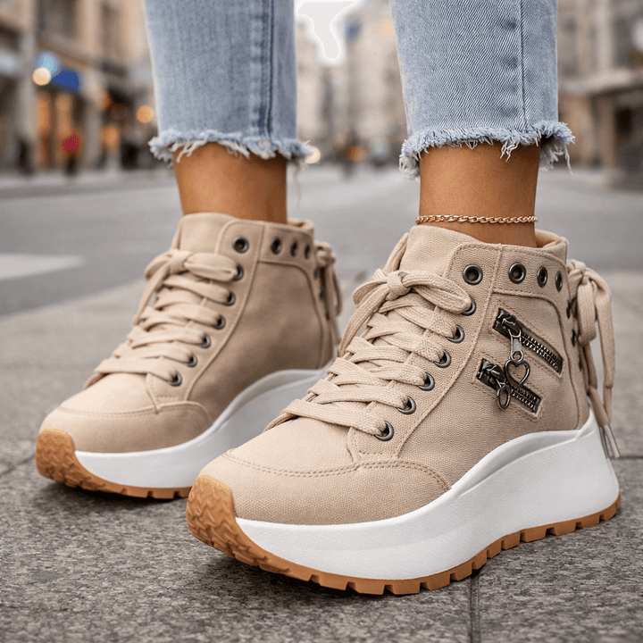 Saylor | Women&