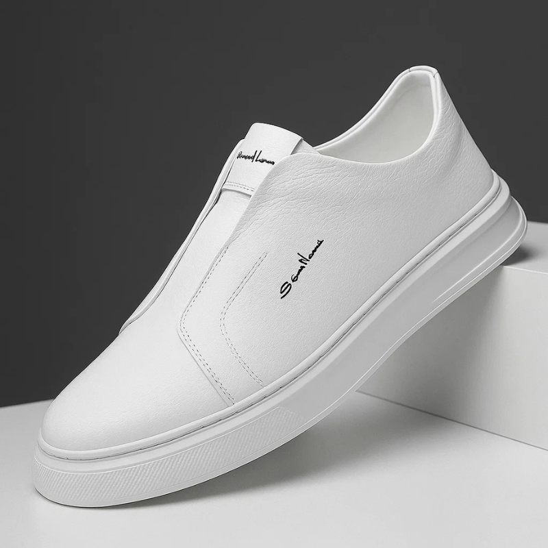 White / UK 12