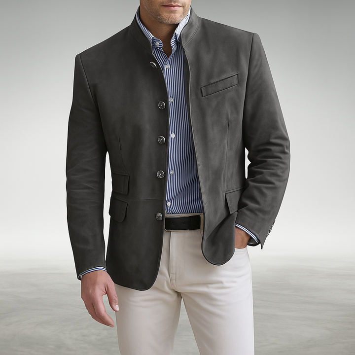 Adrian Men&