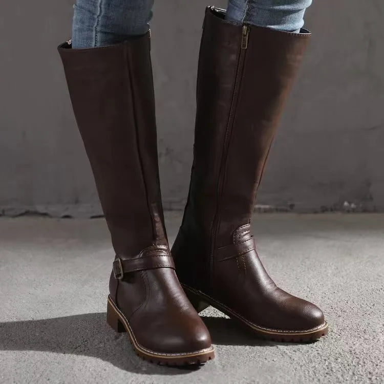 Amelia Women&