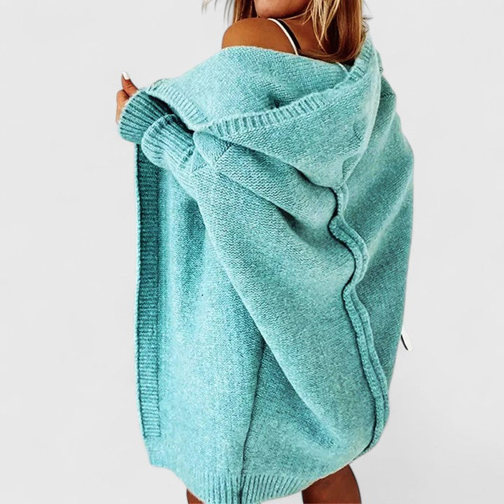 Della | Women&