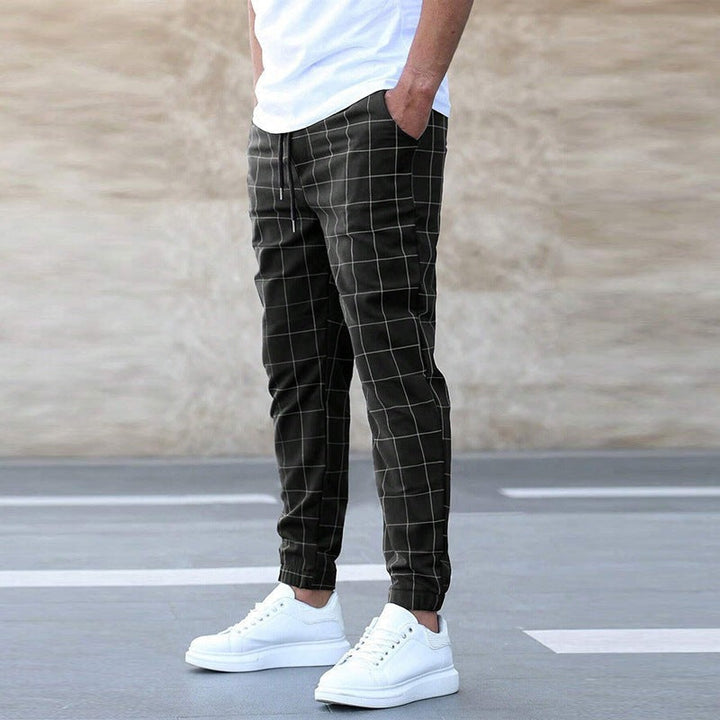 athleisure-woven-jogger-pants-with-drawstring-waist-and-grid-pattern-2