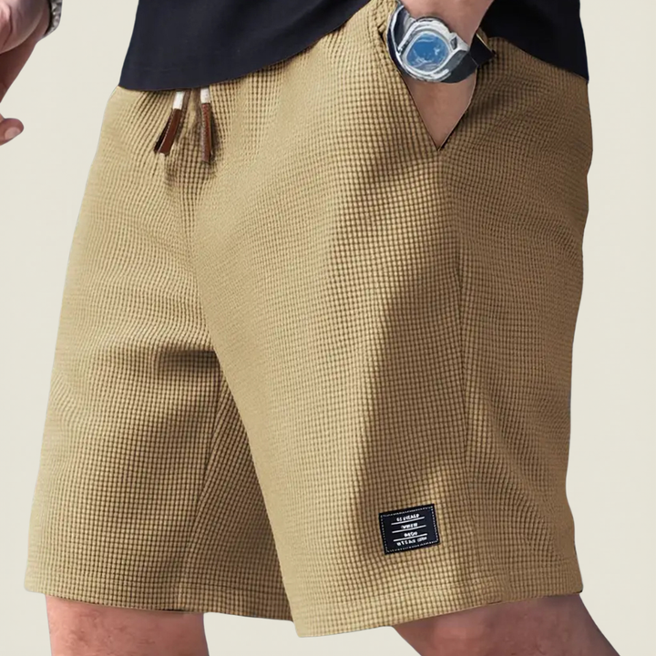 casual-woven-shorts-with-drawstring-waist-and-side-pockets-5
