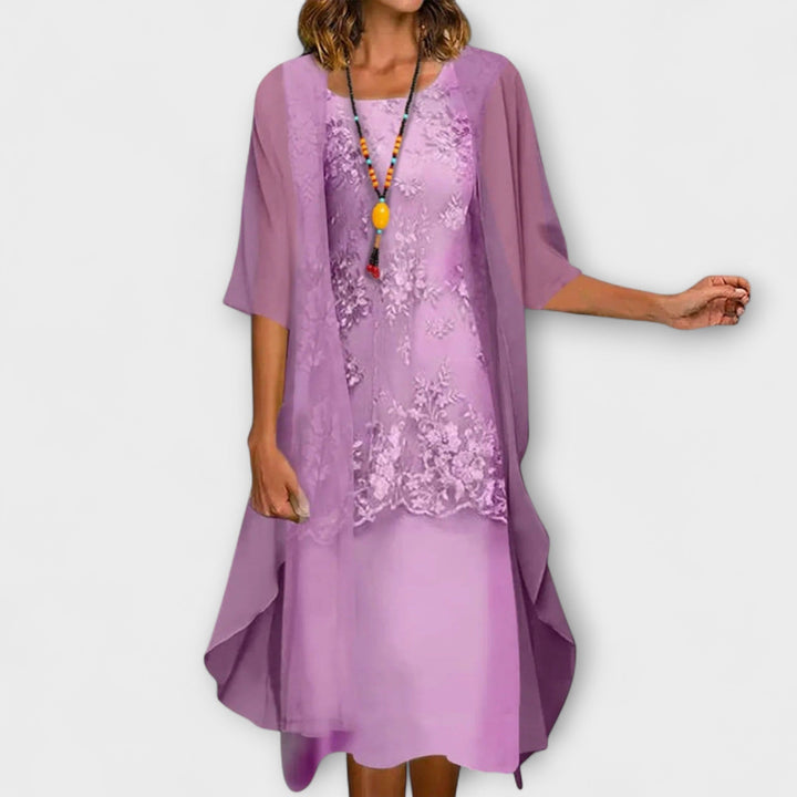 Amelia | Women&