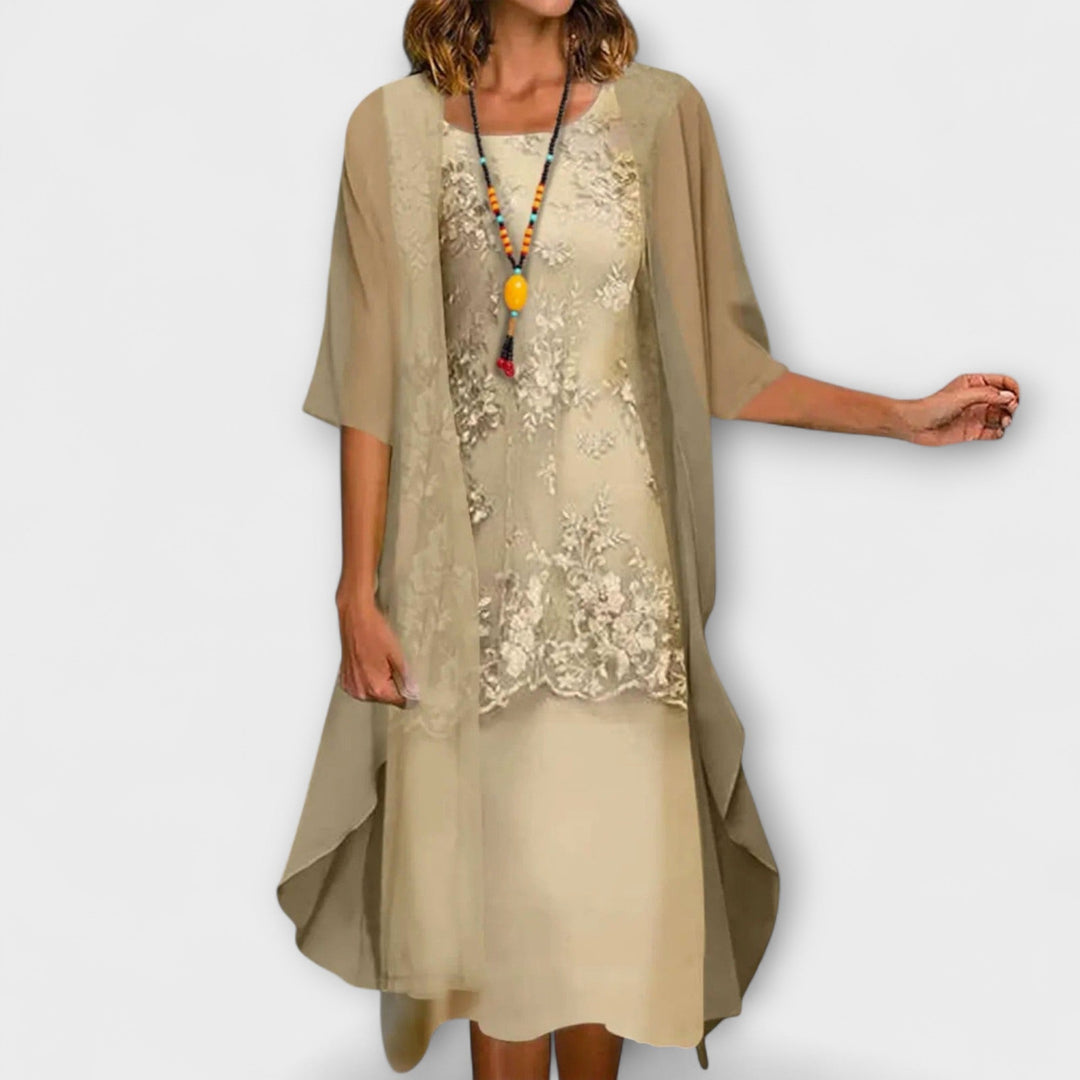 Amelia | Women&