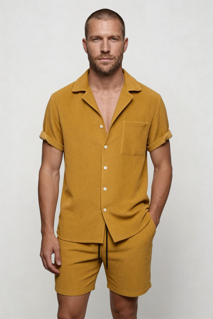 Men's Open Collar Short Sleeve Shirt and Shorts Set with Waffle Surface and Chest Pocket