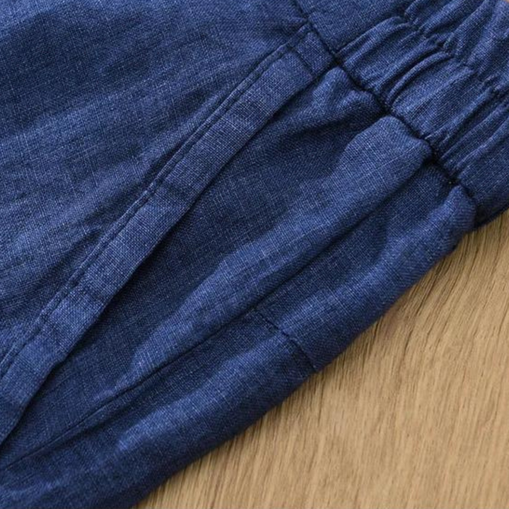 Men's Plain Shorts with Elastic Waistband Button and Zip-Fly Closure and Side Pockets