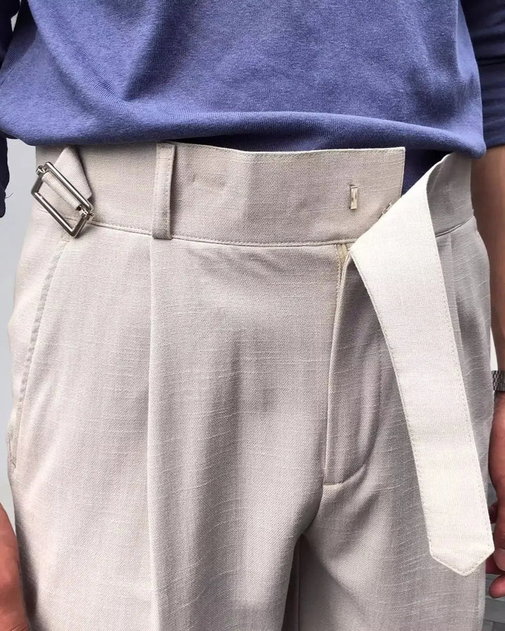 Men's Pleated Shorts with Waist Buckle Tab and Cuffed Hem
