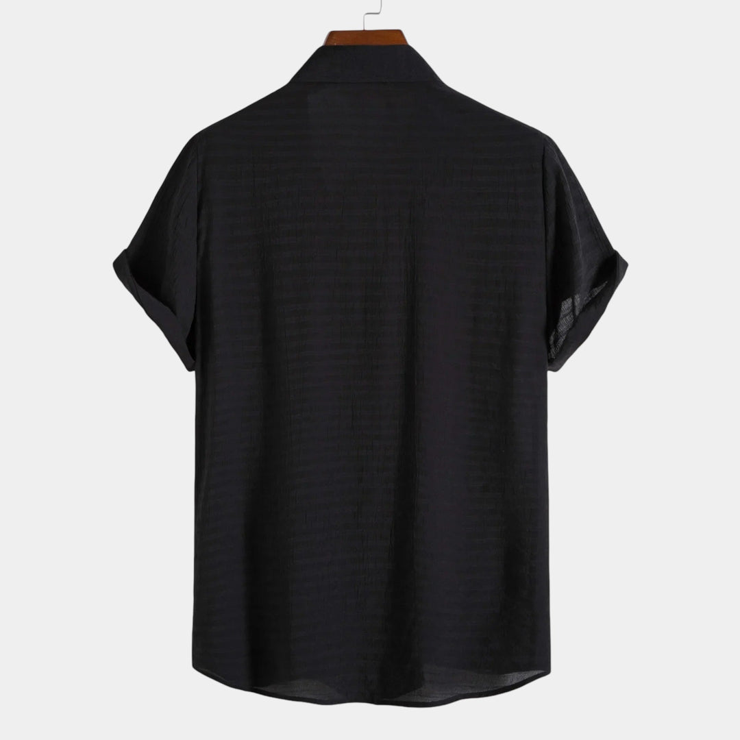 Men's Short Sleeve Button-Front Shirt with Spread Collar and Rolled Cuffs