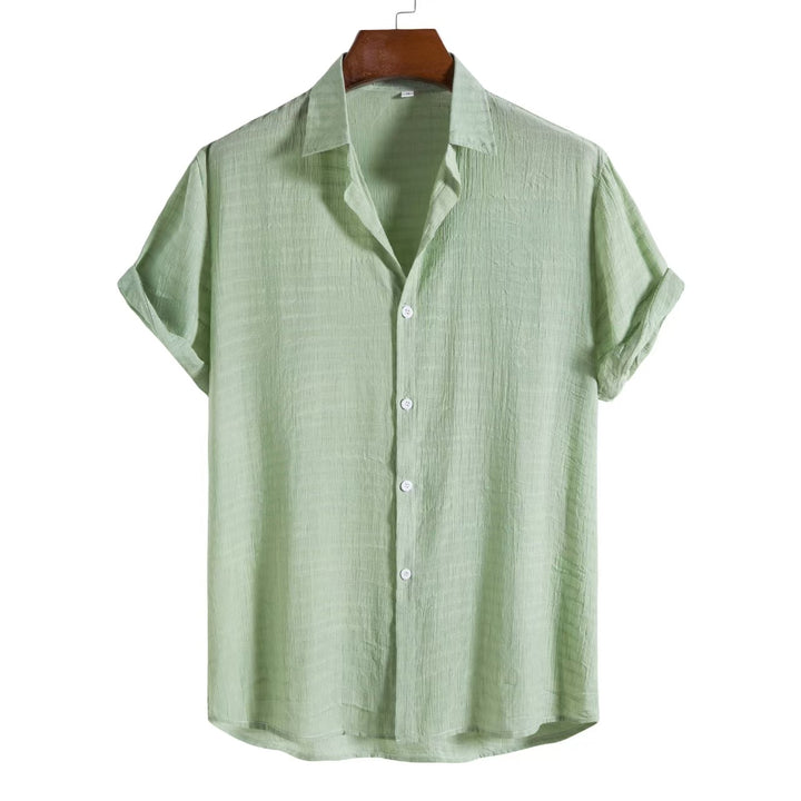 Men's Short Sleeve Button-Front Shirt with Spread Collar and Rolled Cuffs