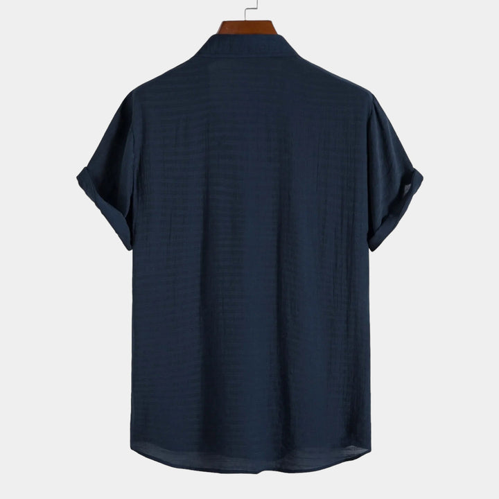 Men's Short Sleeve Button-Front Shirt with Spread Collar and Rolled Cuffs