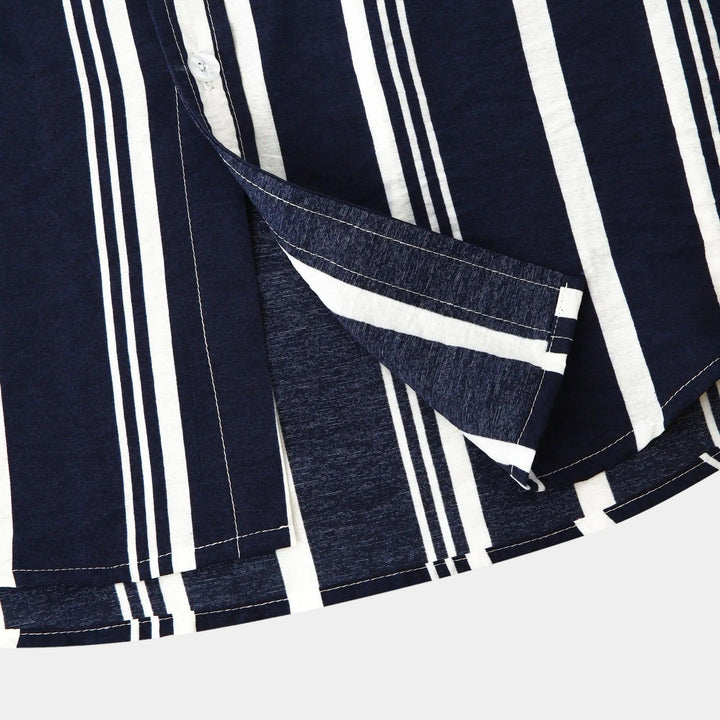 Men's Short Sleeve Button-Front Shirt with Spread Collar and Vertical Stripes