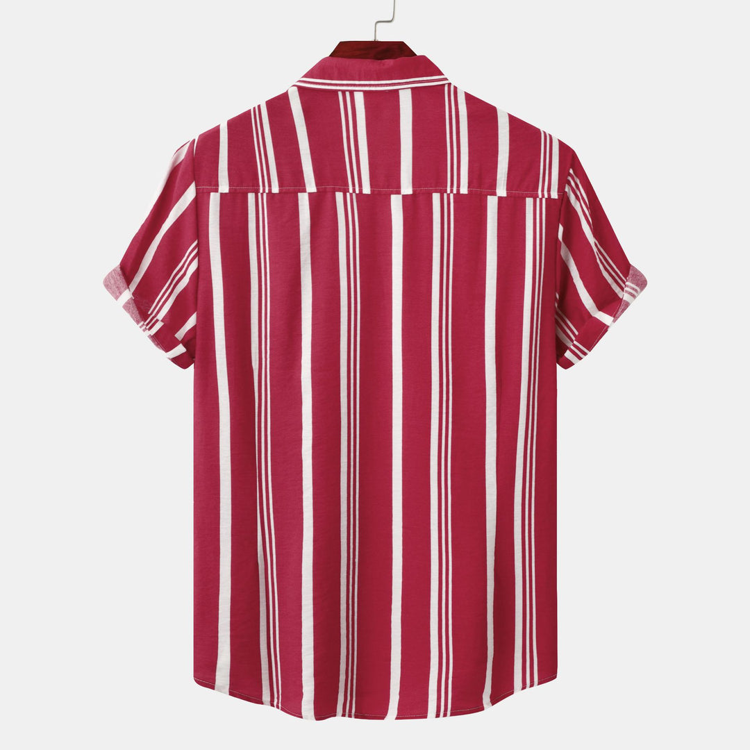 Men's Short Sleeve Button-Front Shirt with Spread Collar and Vertical Stripes