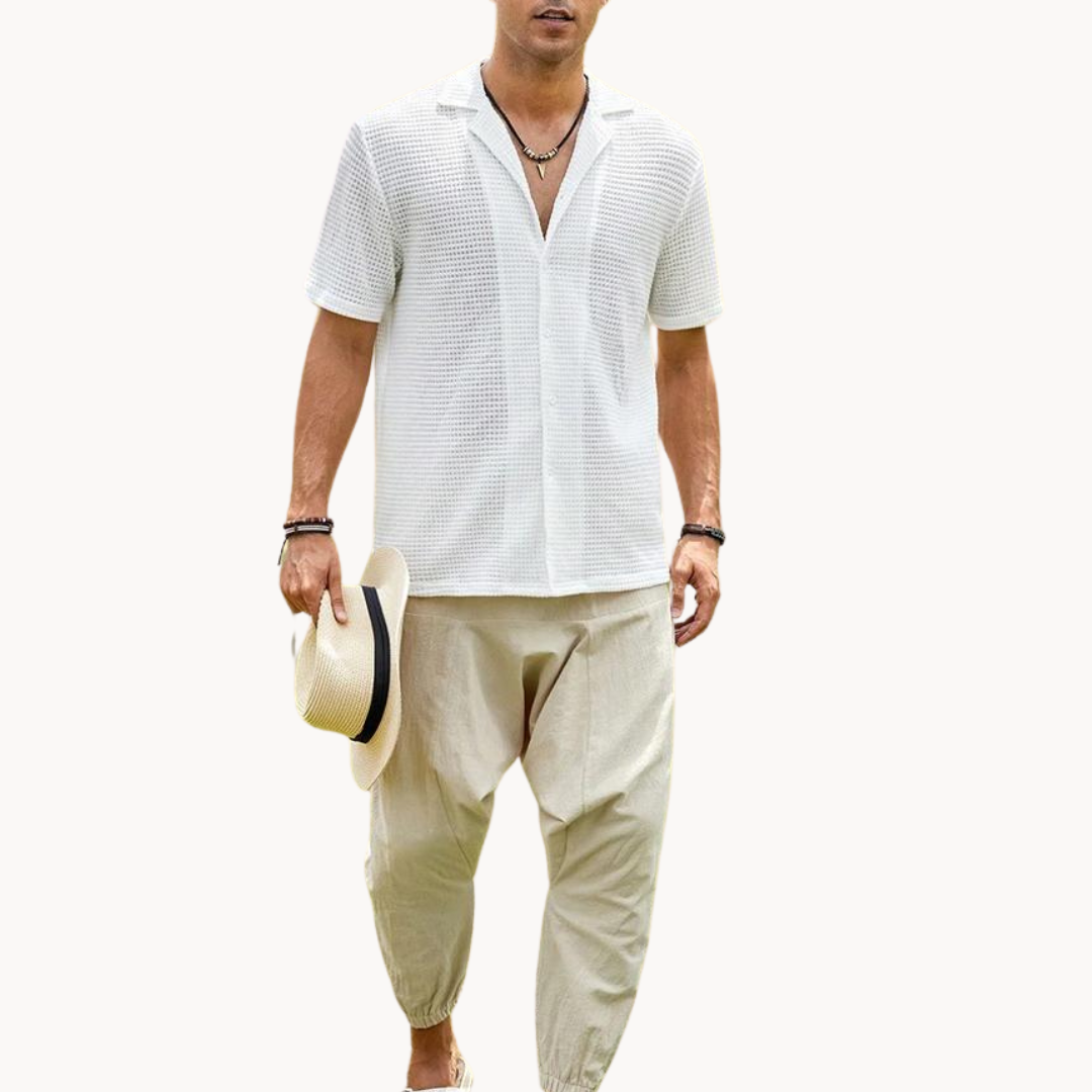 Men's Short-Sleeve Camp Collar Shirt with Open Waffle Knit Surface and Button Front