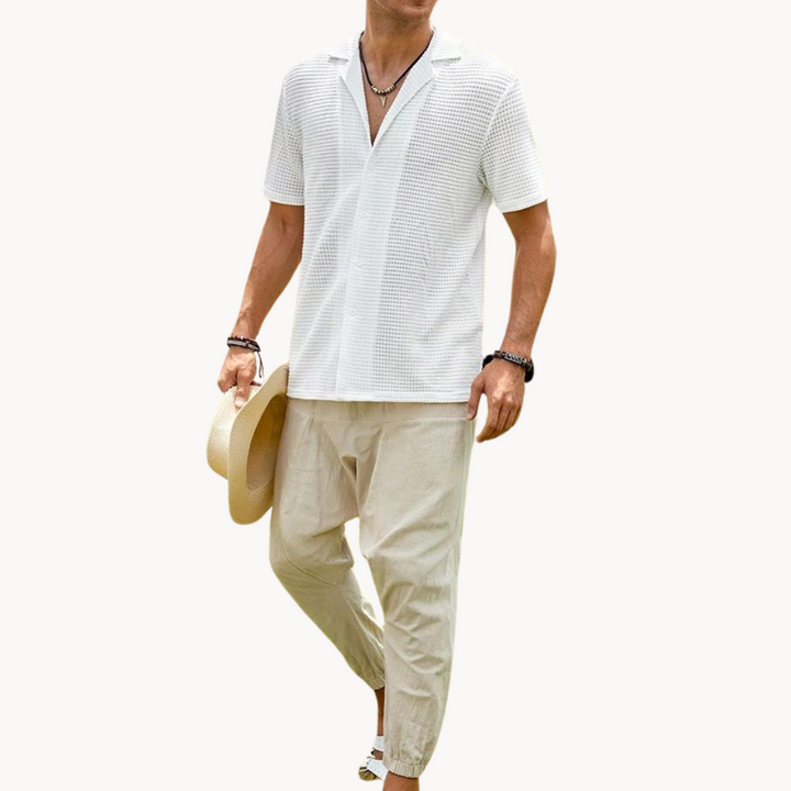 Men's Short-Sleeve Camp Collar Shirt with Open Waffle Knit Surface and Button Front