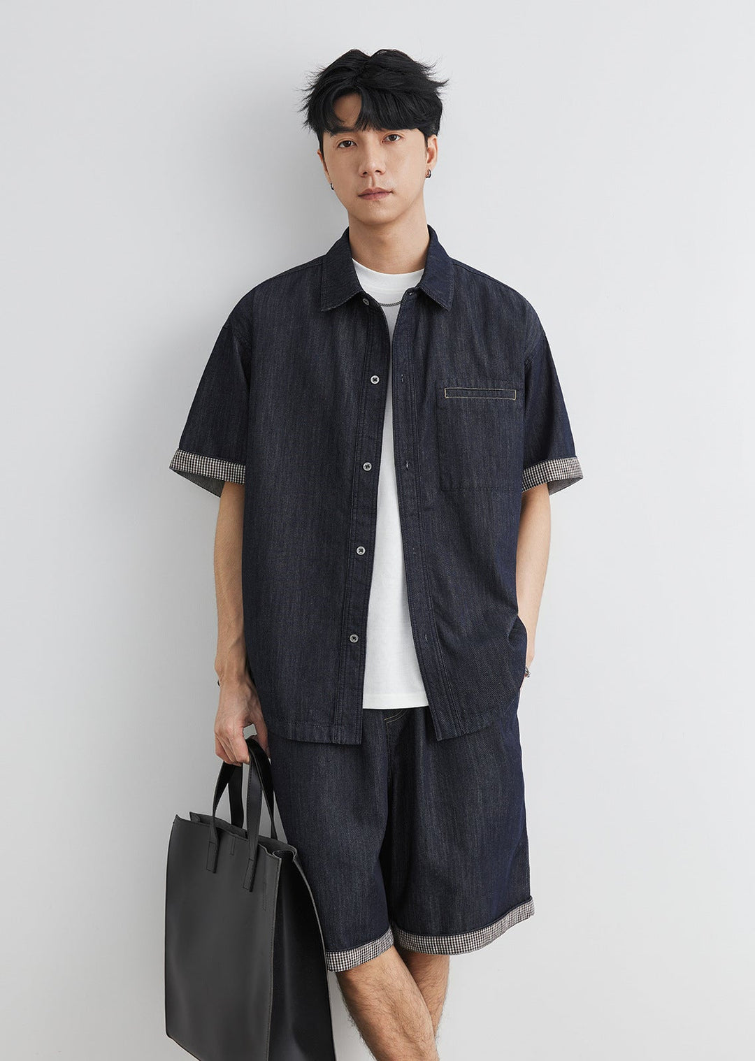 Men's Short Sleeve Denim Shirt and Shorts Set with Point Collar and Checked Cuff Trim