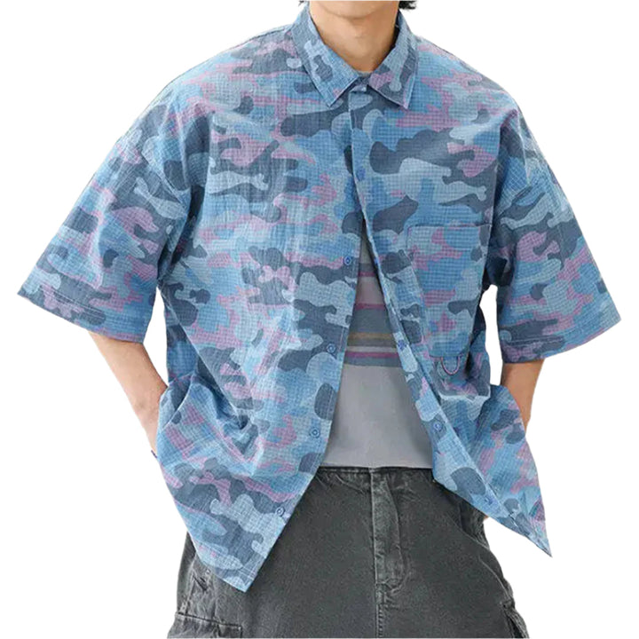 Men's Short Sleeve Point Collar Shirt with All-Over Camouflage Print and Chest Pocket