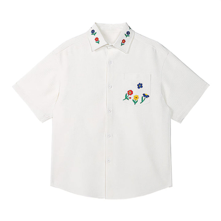 Men's Short-Sleeve Shirt with Floral Embroidery on Collar and Chest Patch Pocket
