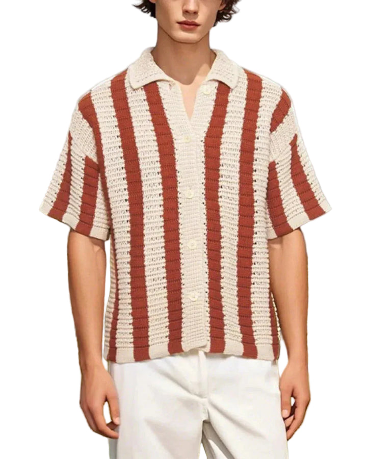 Men's Short Sleeve Shirt with Vertical Stripes Camp Collar and Button-Front Closure