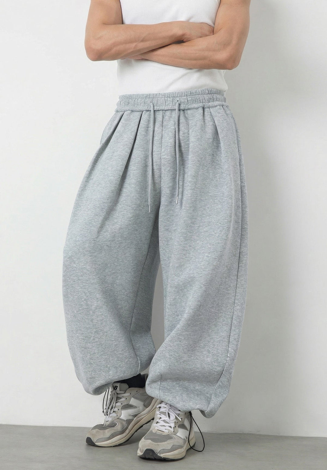 Men's Wide-Leg Elastic Waist Drawstring Pleated Trousers with Ankle Drawstring Hem
