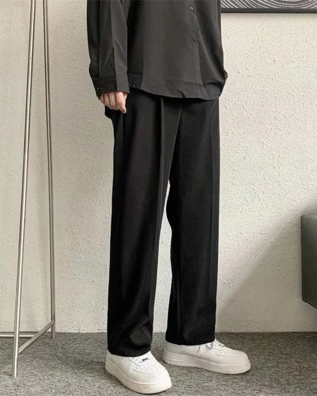 Men's Wide-Leg Long Trousers with Front Pleat and Straight Hem