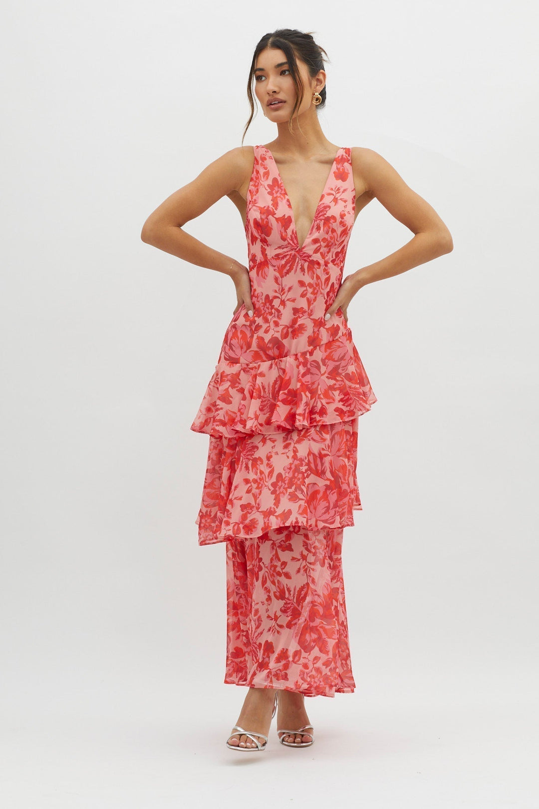 Women's Floral Deep V-Neckline Maxi Dress with Tiered Ruffle Skirt and Wide Straps