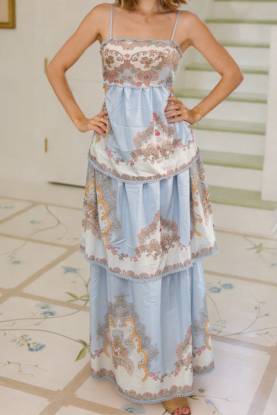 Women's Floral Print Tiered Maxi Dress with Spaghetti Straps and Open Lace-Up Back