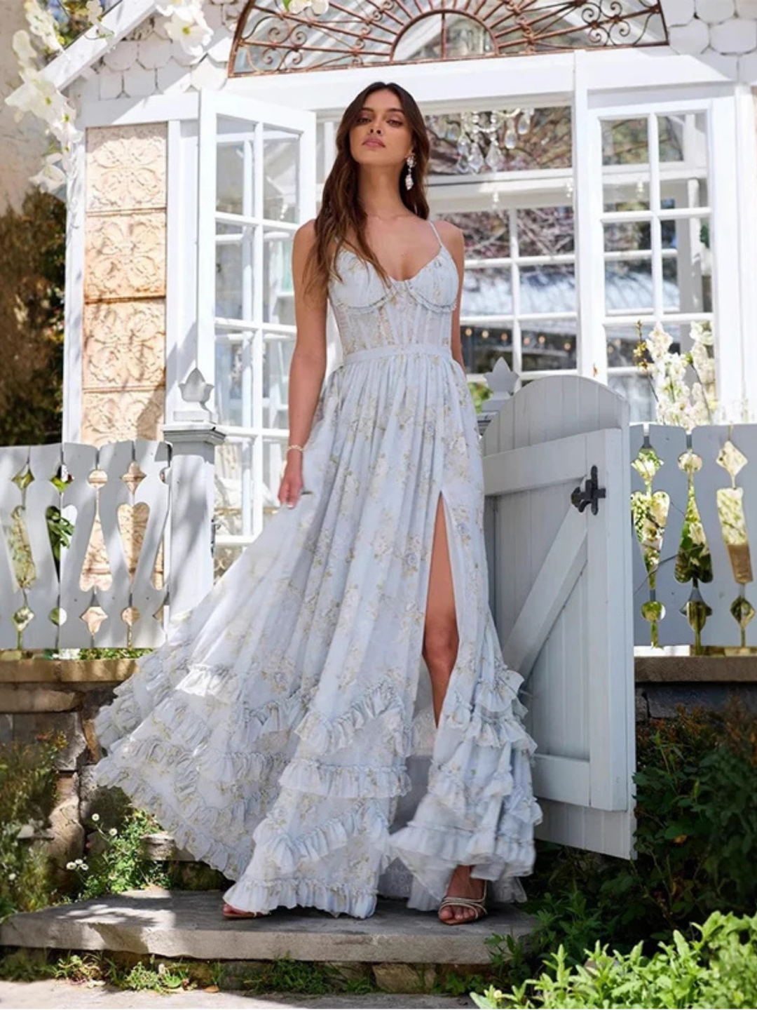 Women's Floral Sweetheart Neckline Maxi Dress with Tiered Ruffle Hem