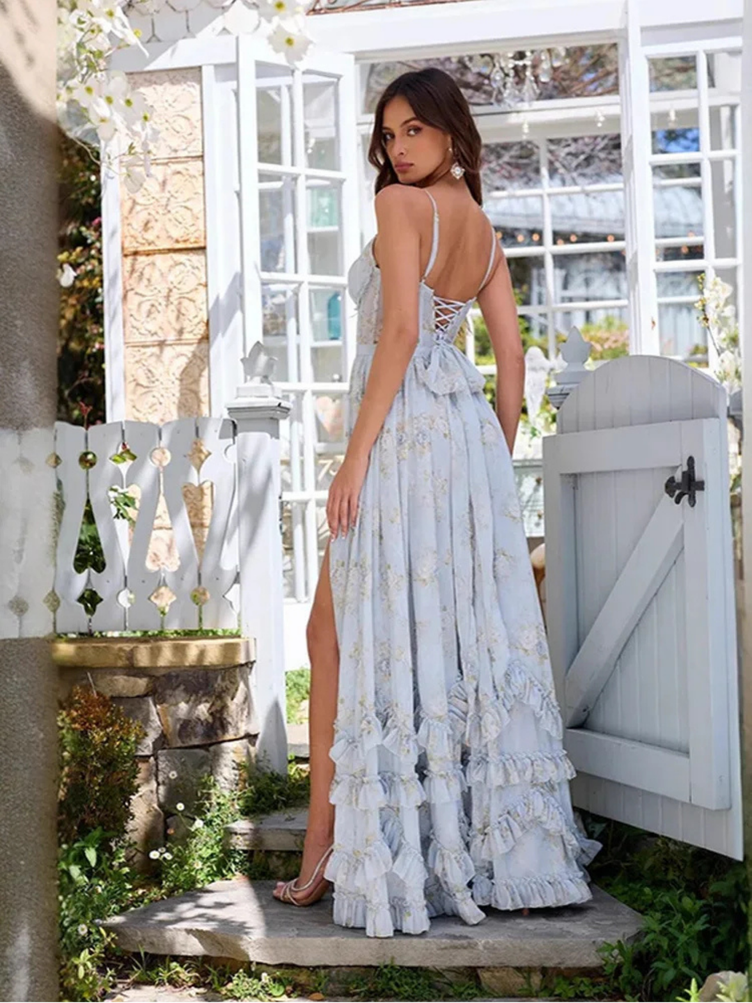Women's Floral Sweetheart Neckline Maxi Dress with Tiered Ruffle Hem