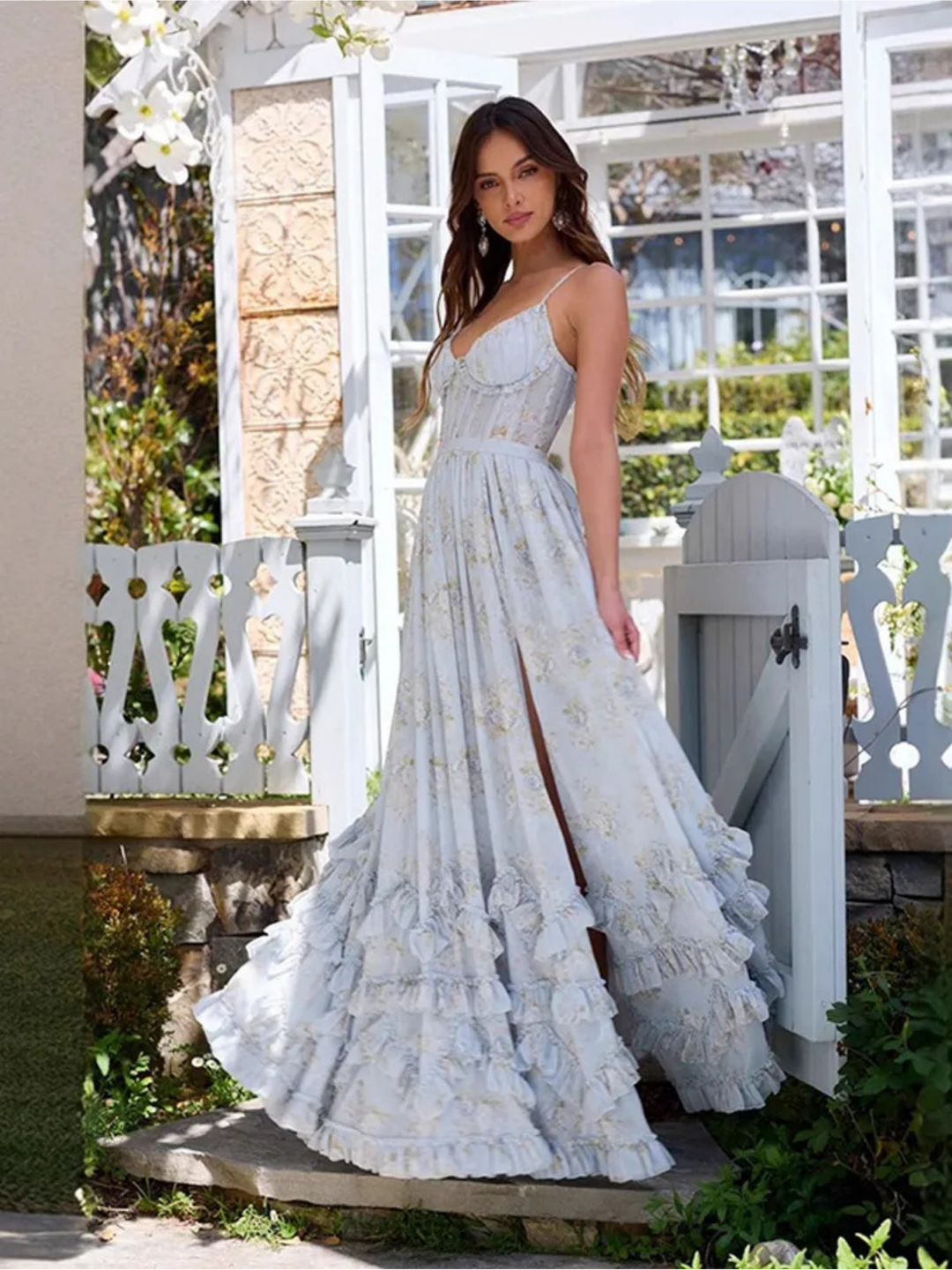 Women's Floral Sweetheart Neckline Maxi Dress with Tiered Ruffle Hem