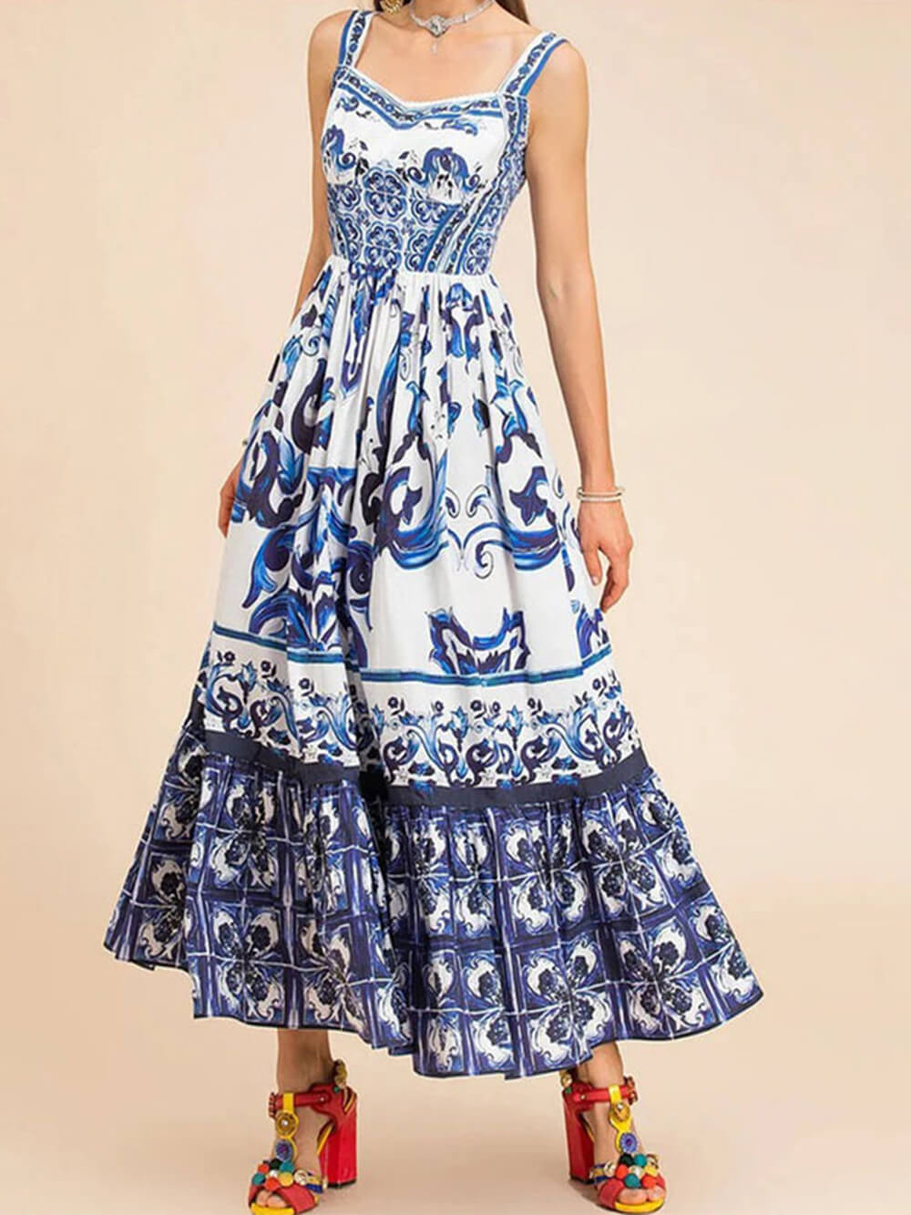 Women's Printed Sweetheart Neckline Sleeveless Maxi Dress with Tiered Skirt