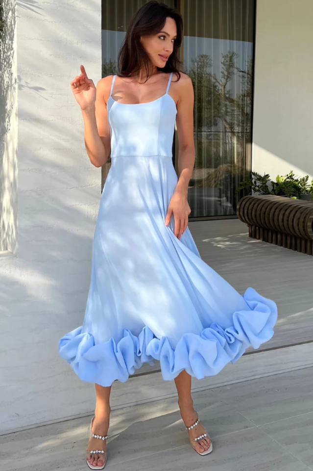Women's Scoop Neckline Spaghetti Strap Maxi Dress with Ruffle Flounce Hem