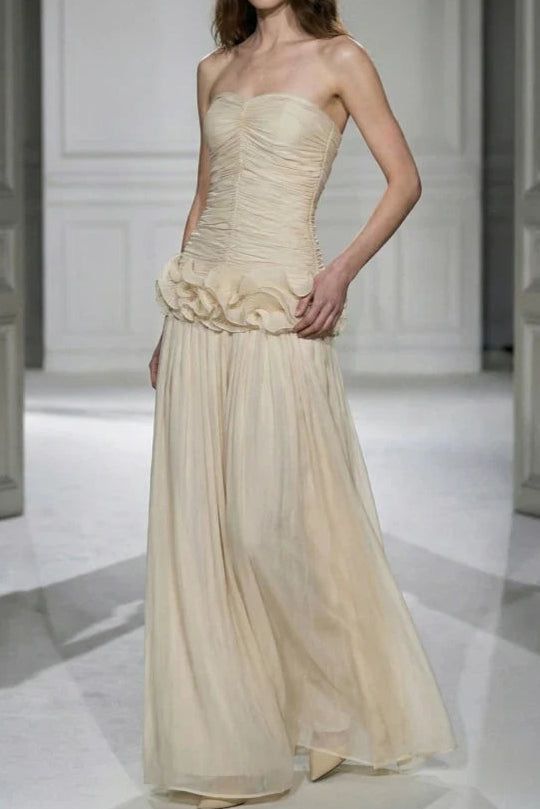 Women's Strapless Sweetheart Neckline Ruched Bodice Maxi Dress with Ruffle Peplum