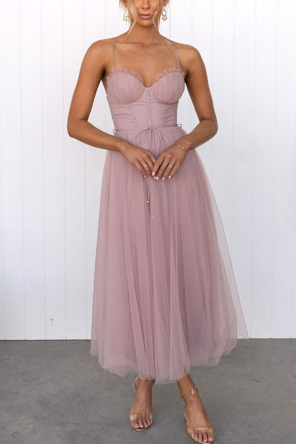 Women's Sweetheart Neckline Midi Dress with Corset Bodice and Mesh Overlay Skirt