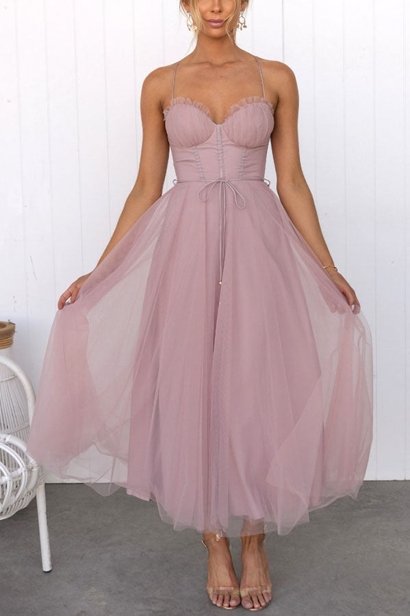 Women's Sweetheart Neckline Midi Dress with Corset Bodice and Mesh Overlay Skirt