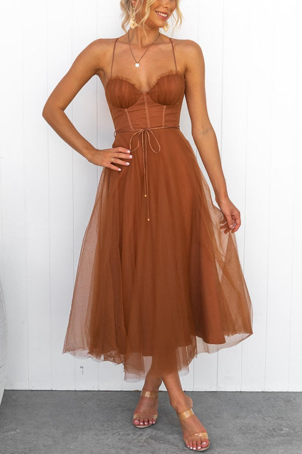 Women's Sweetheart Neckline Midi Dress with Corset Bodice and Mesh Overlay Skirt