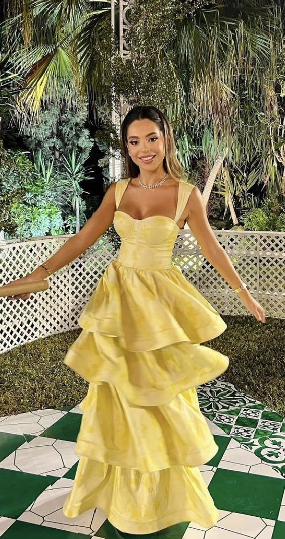 Women's Sweetheart Neckline Tiered Ruffle Maxi Dress with Wide Straps and Floral Print